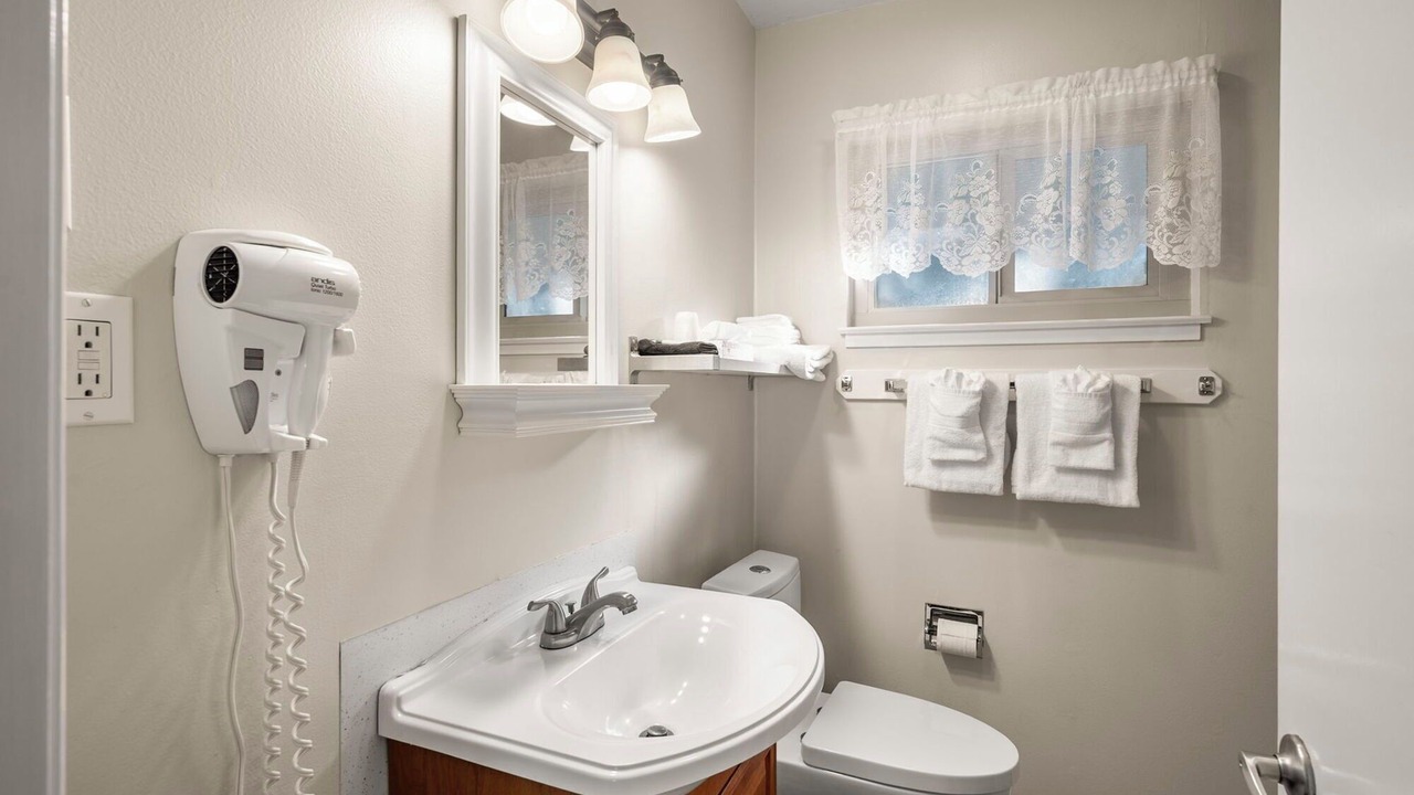 Photo of Bathroom in Glencoe