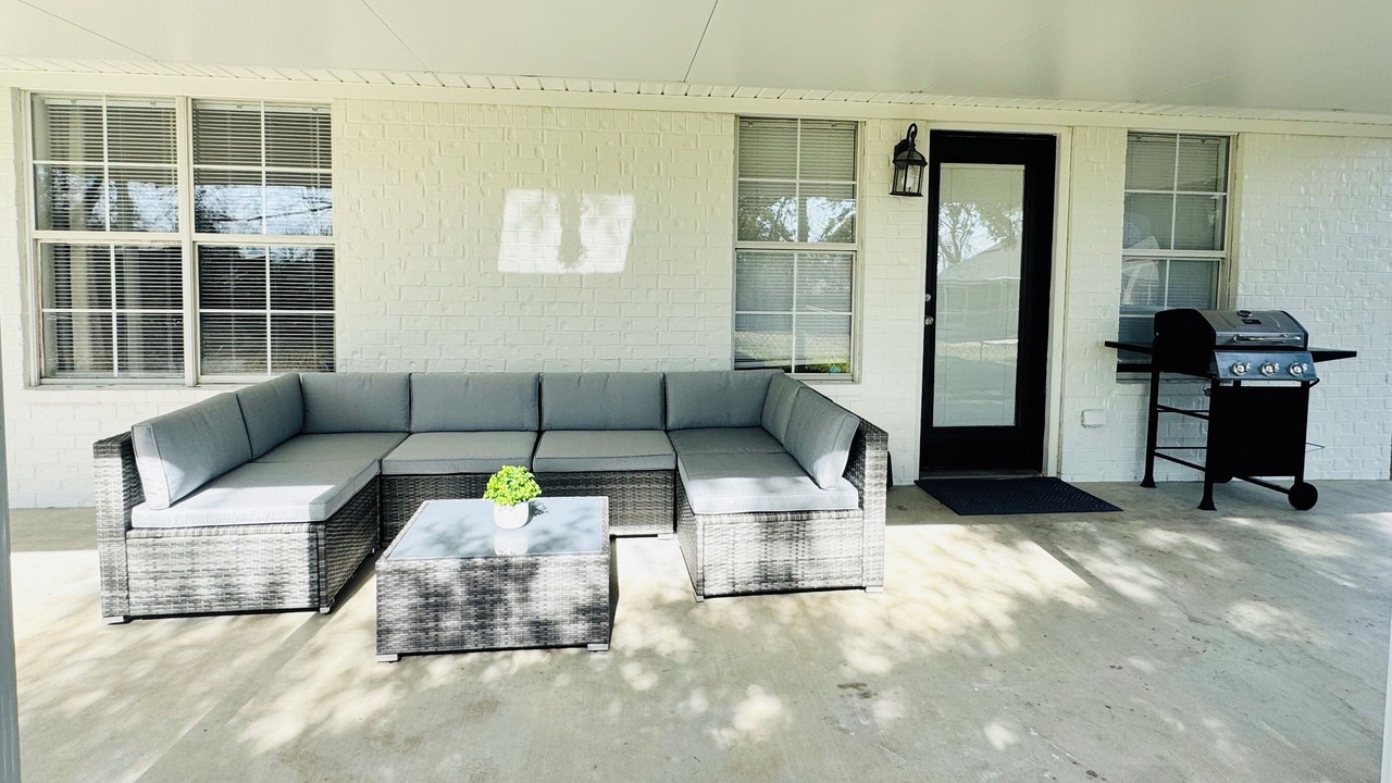 Photo of Patio Balcony in Claiborne