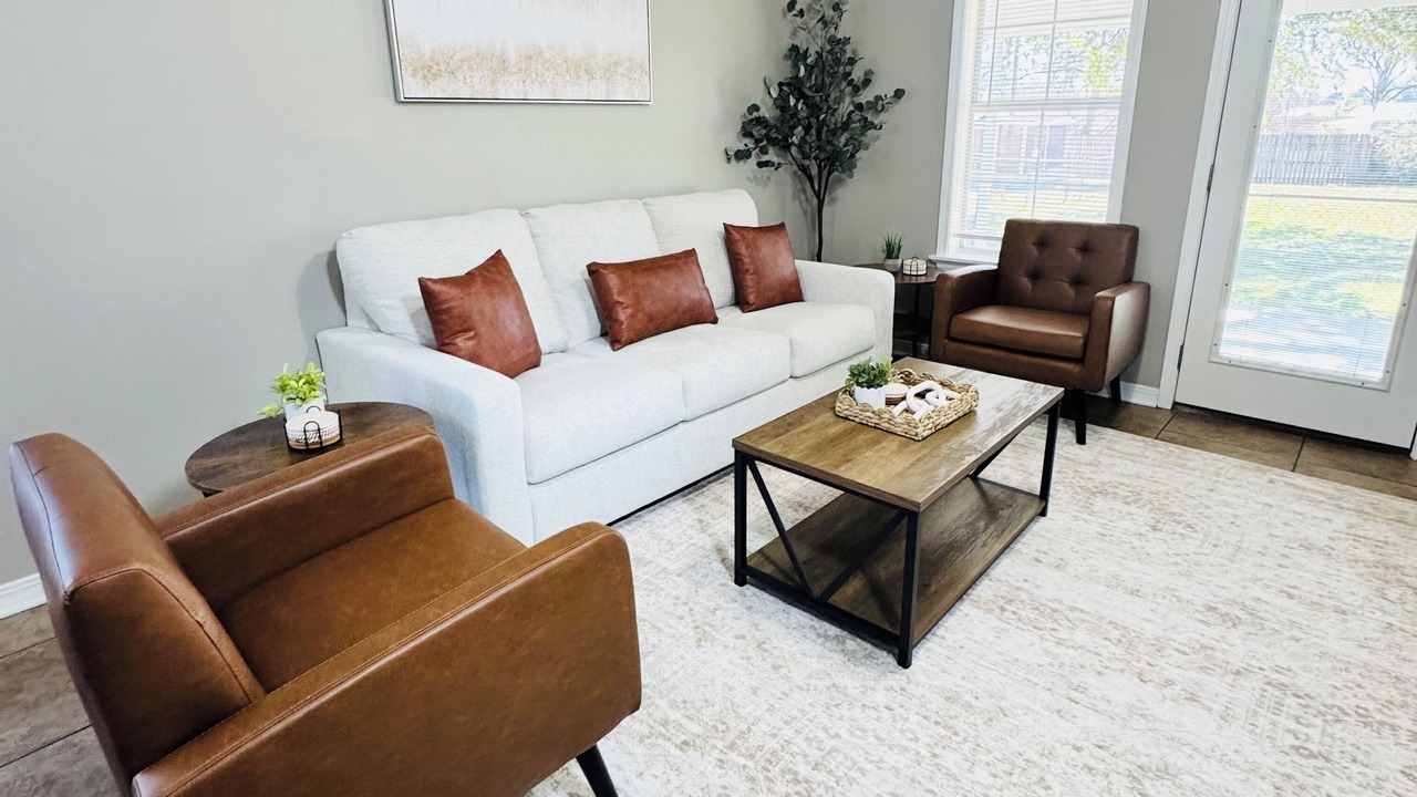 Photo of Livingroom in Claiborne