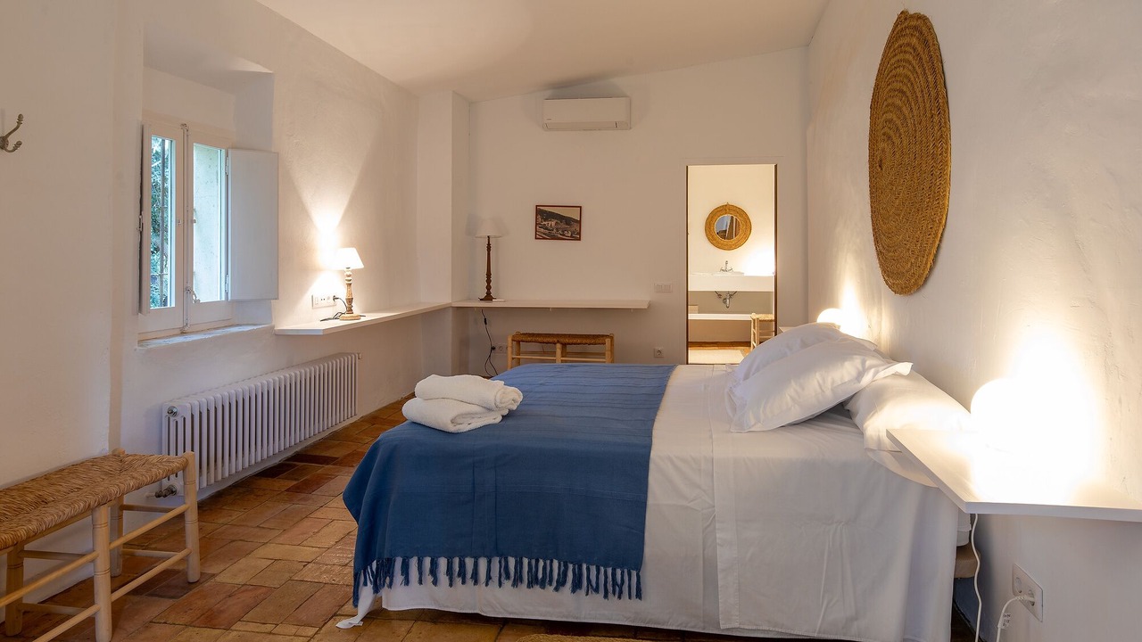 Photo of Bedroom in Queixas
