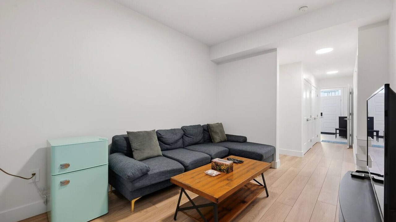 Photo of Livingroom in Bedford