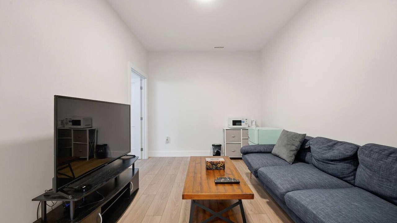 Photo of Livingroom in Bedford