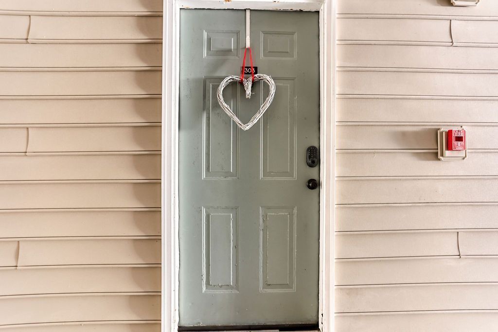 Photo of Others in Saint Simons Heights