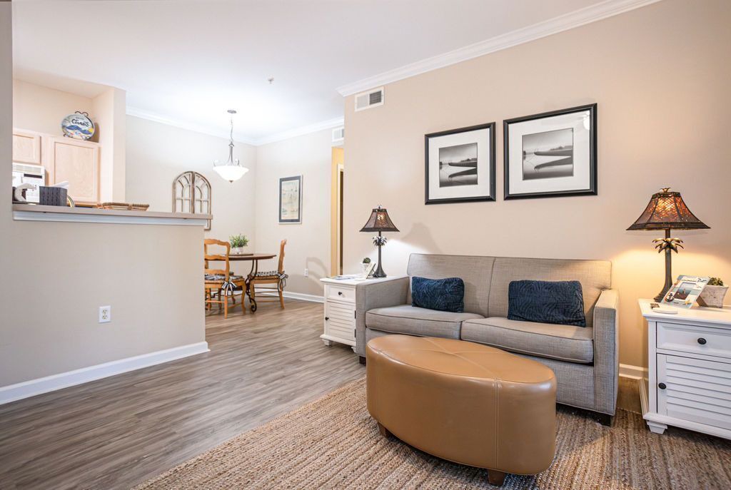 Photo of Livingroom in Saint Simons Heights