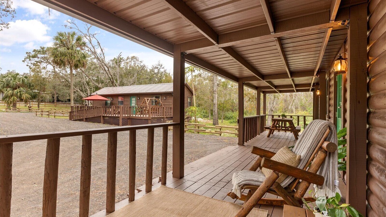 Photo of Patio Balcony in Loughman