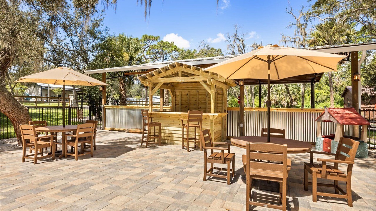 Photo of Outdoor in Loughman