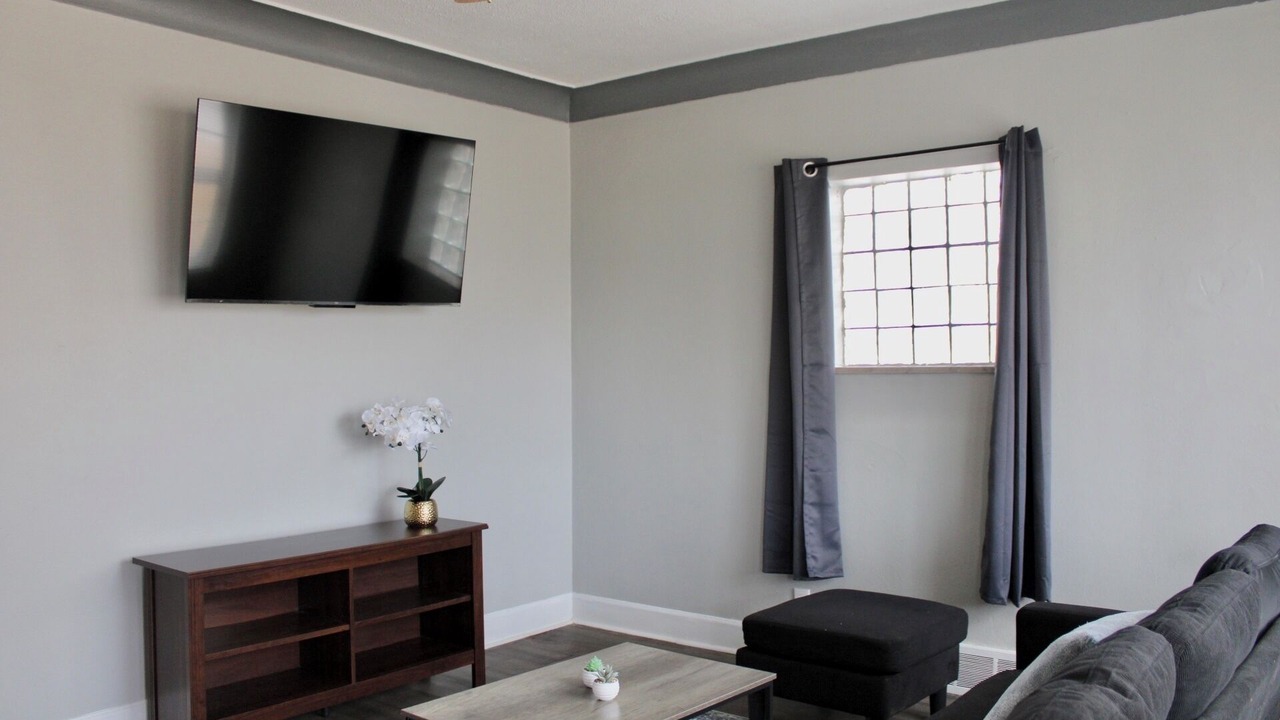 Photo of Livingroom in Madison