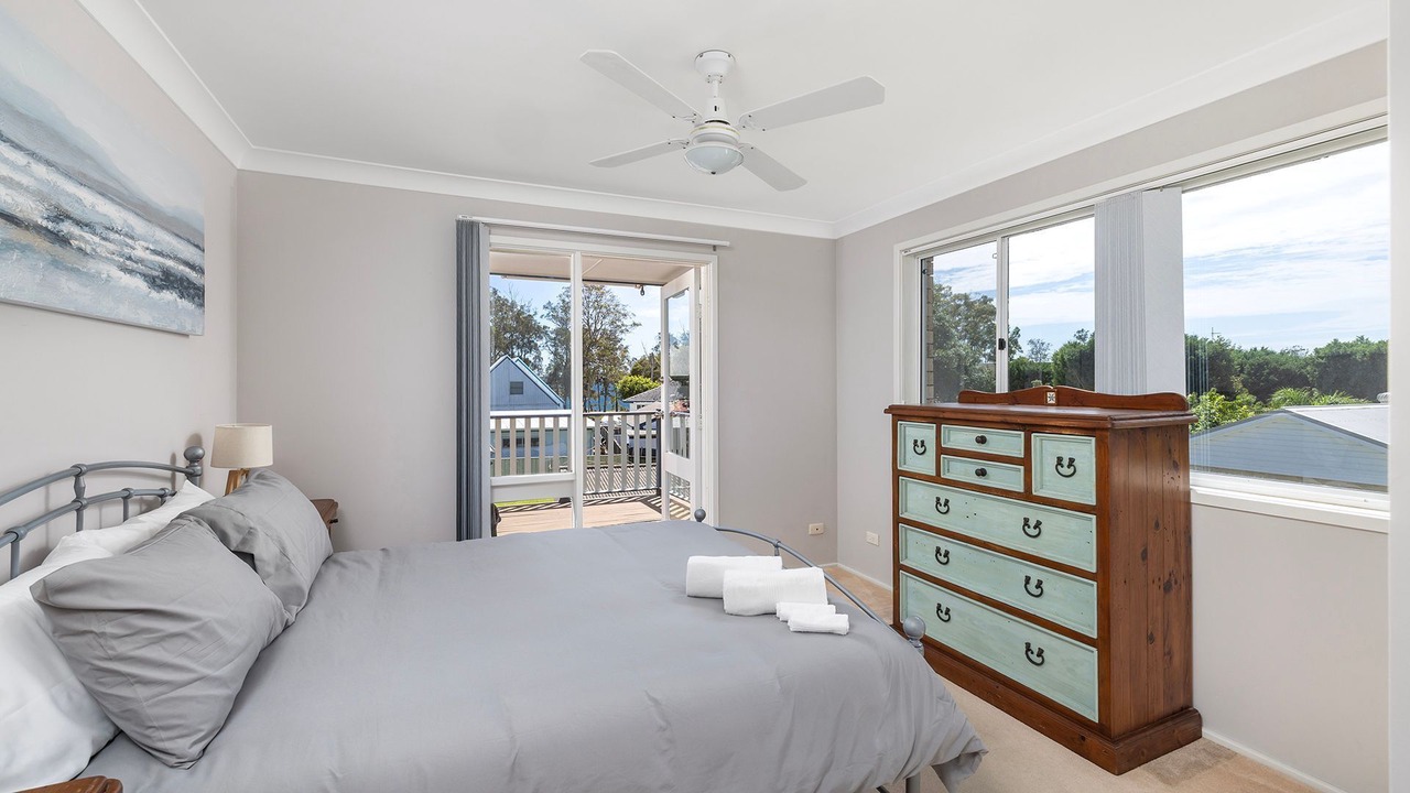 Photo of Bedroom in Lemon Tree Passage