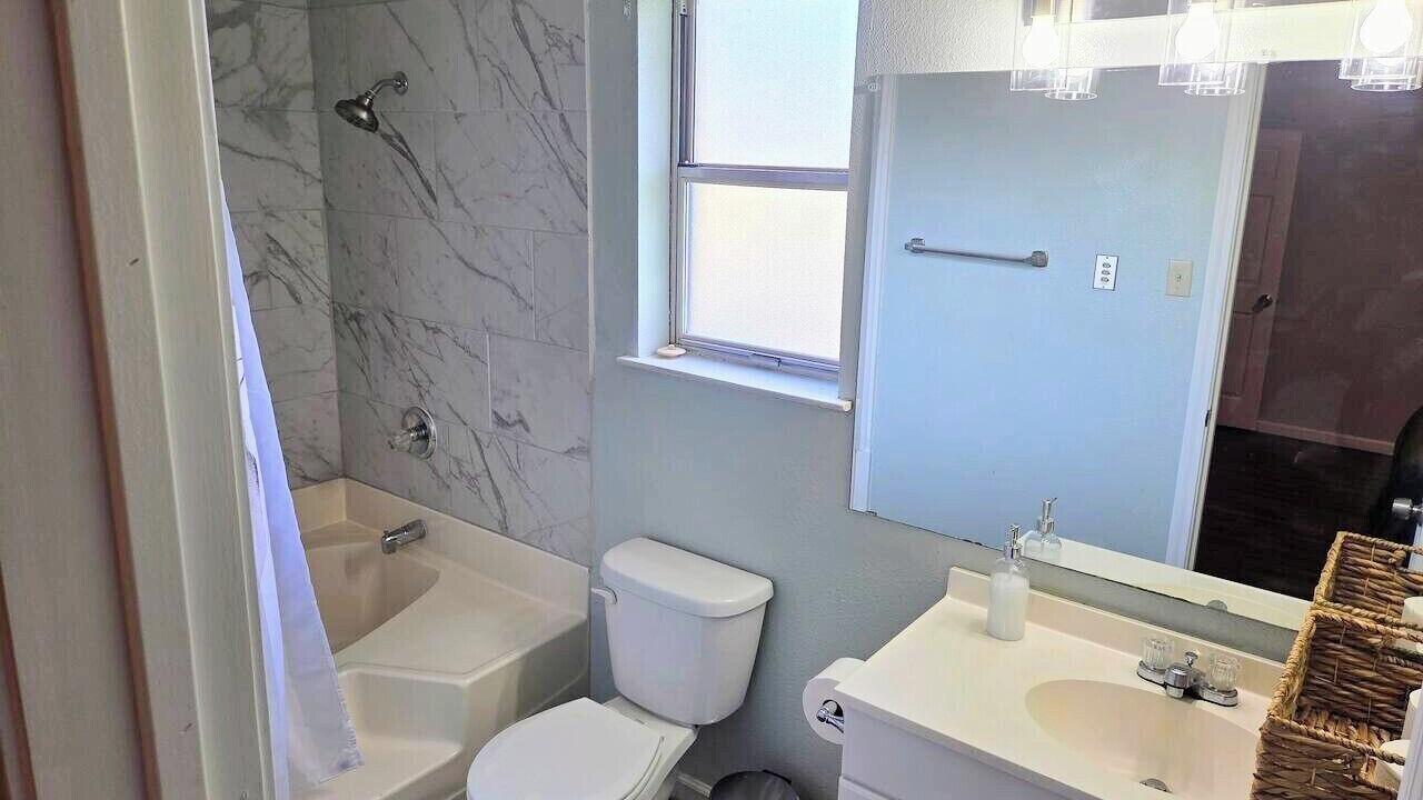 Photo of Bathroom in Groves