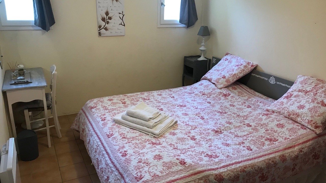 Photo of Bedroom in Le Ledat