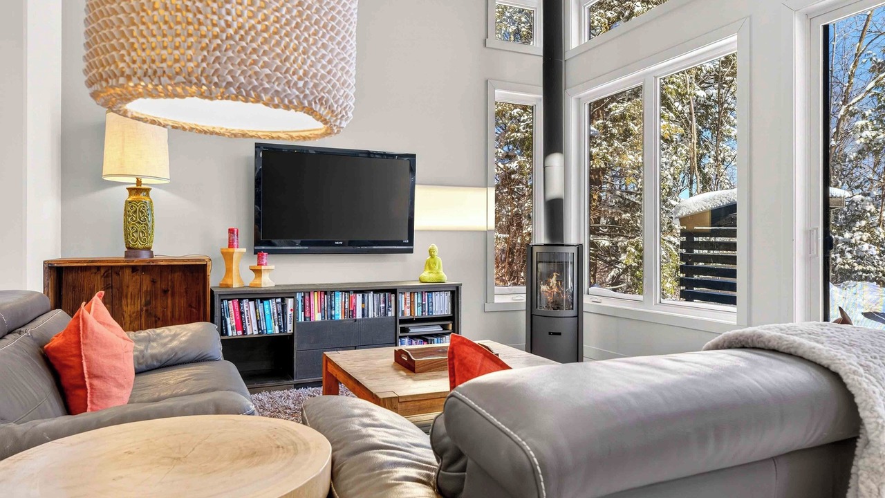 Photo of Livingroom in Saint-Andre-Avellin