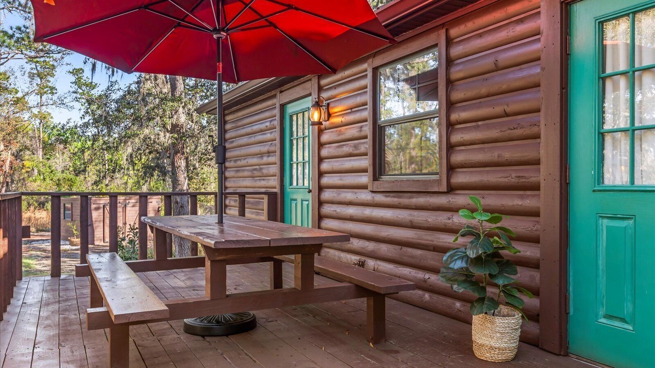 Photo of Outdoor in Loughman