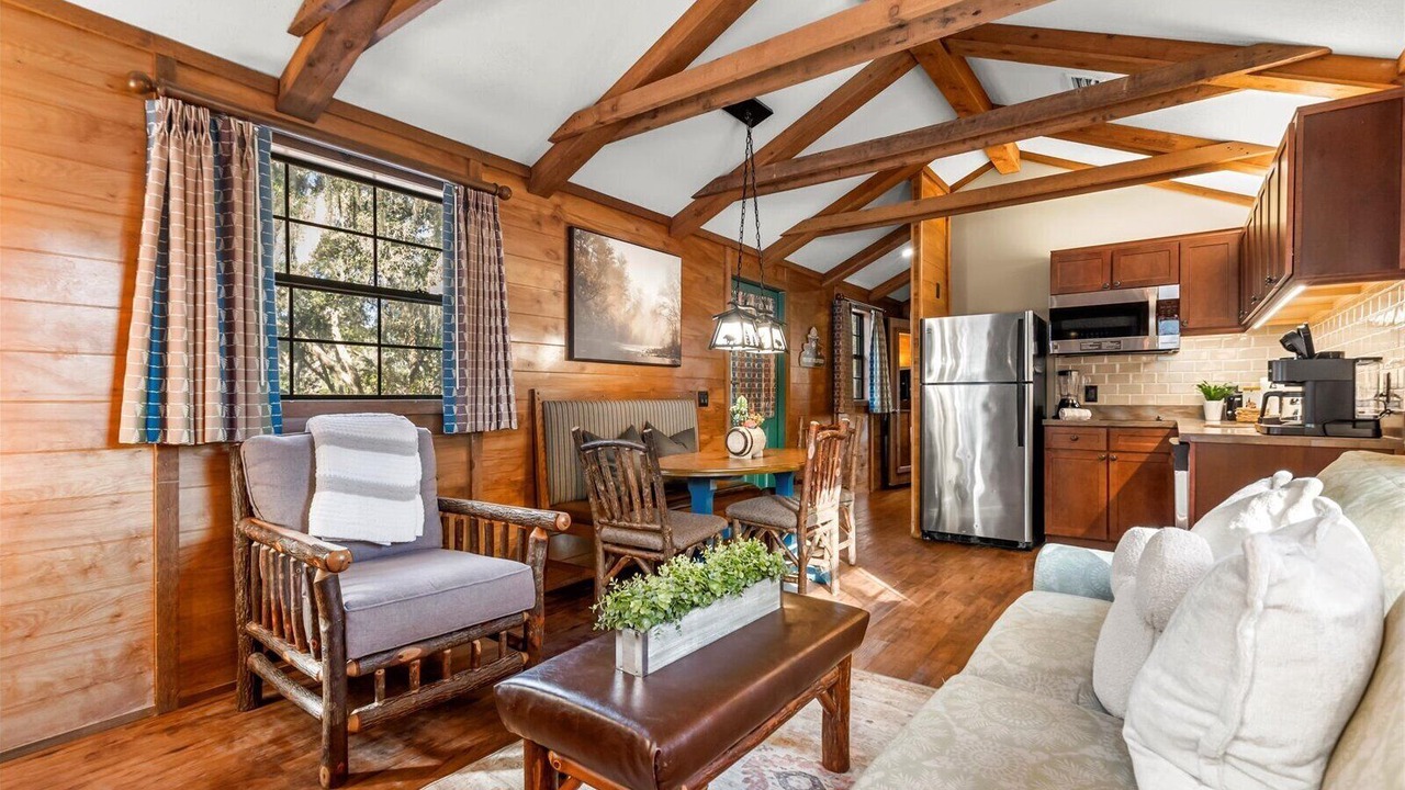 Photo of Livingroom in Loughman