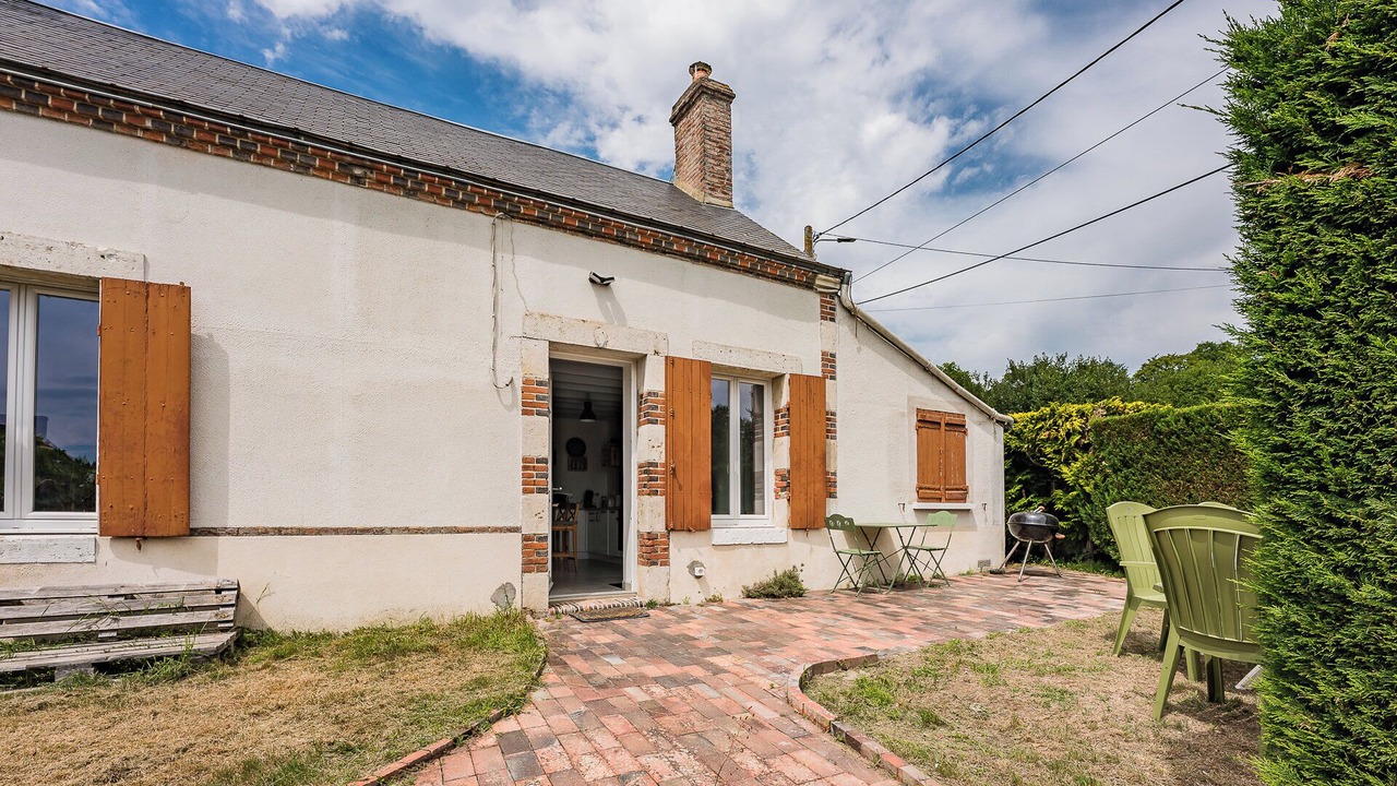 Photo of Outdoor in Nevoy