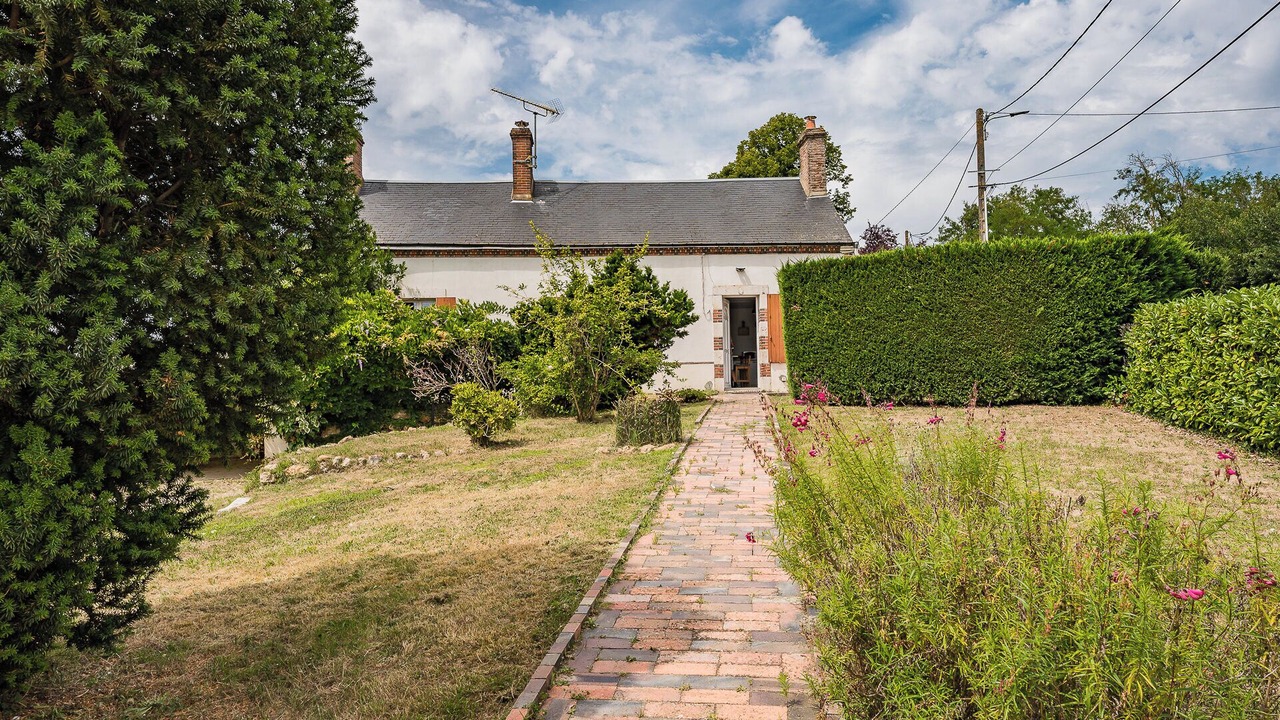 Photo of Outdoor in Nevoy