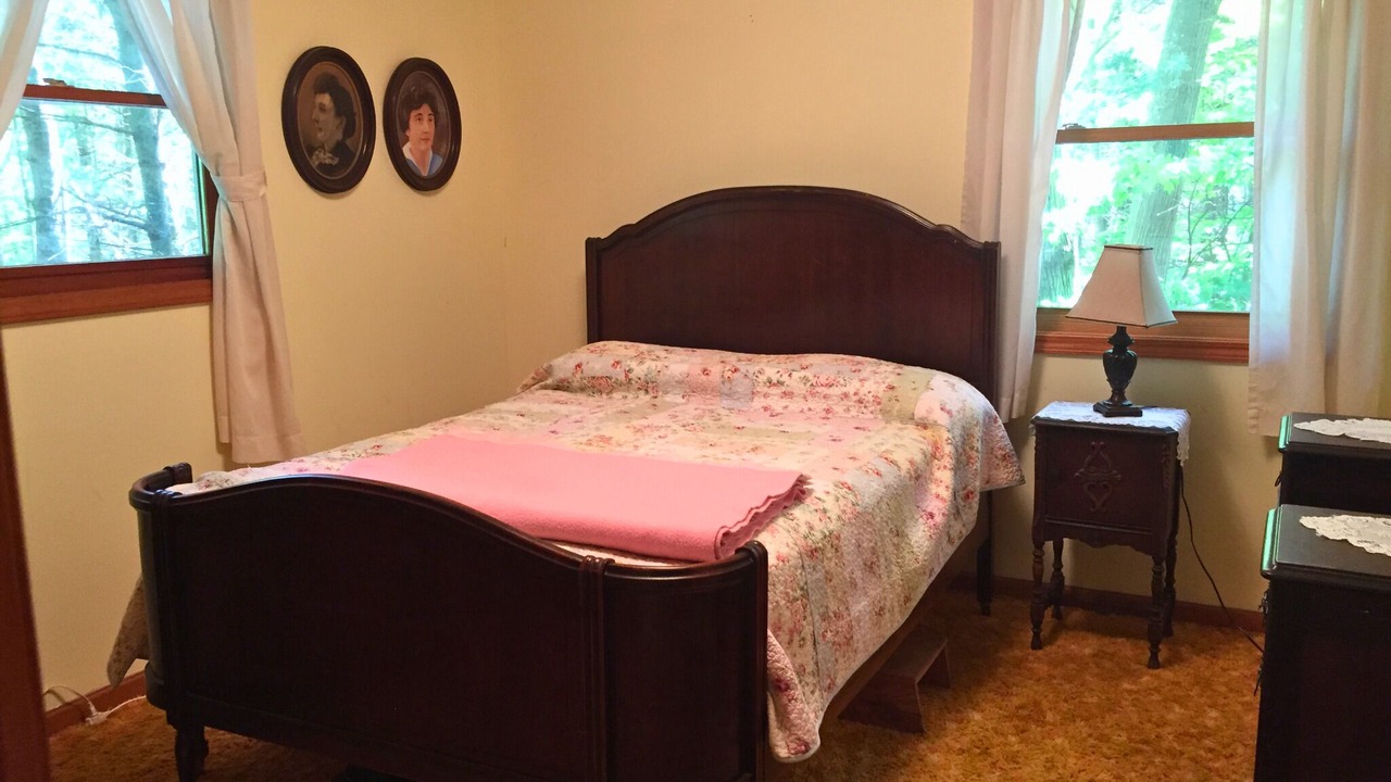 Photo of Bedroom in Pentwater