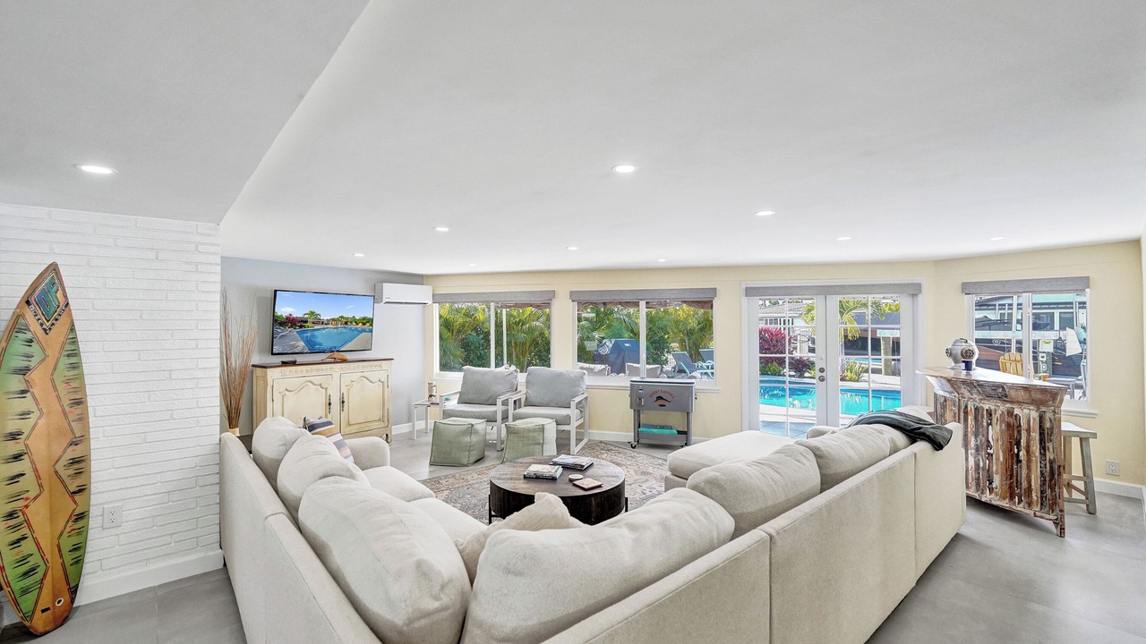Photo of Livingroom in Garden Isles