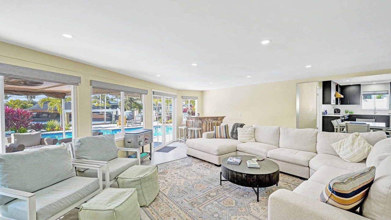 Photo of Livingroom in Garden Isles