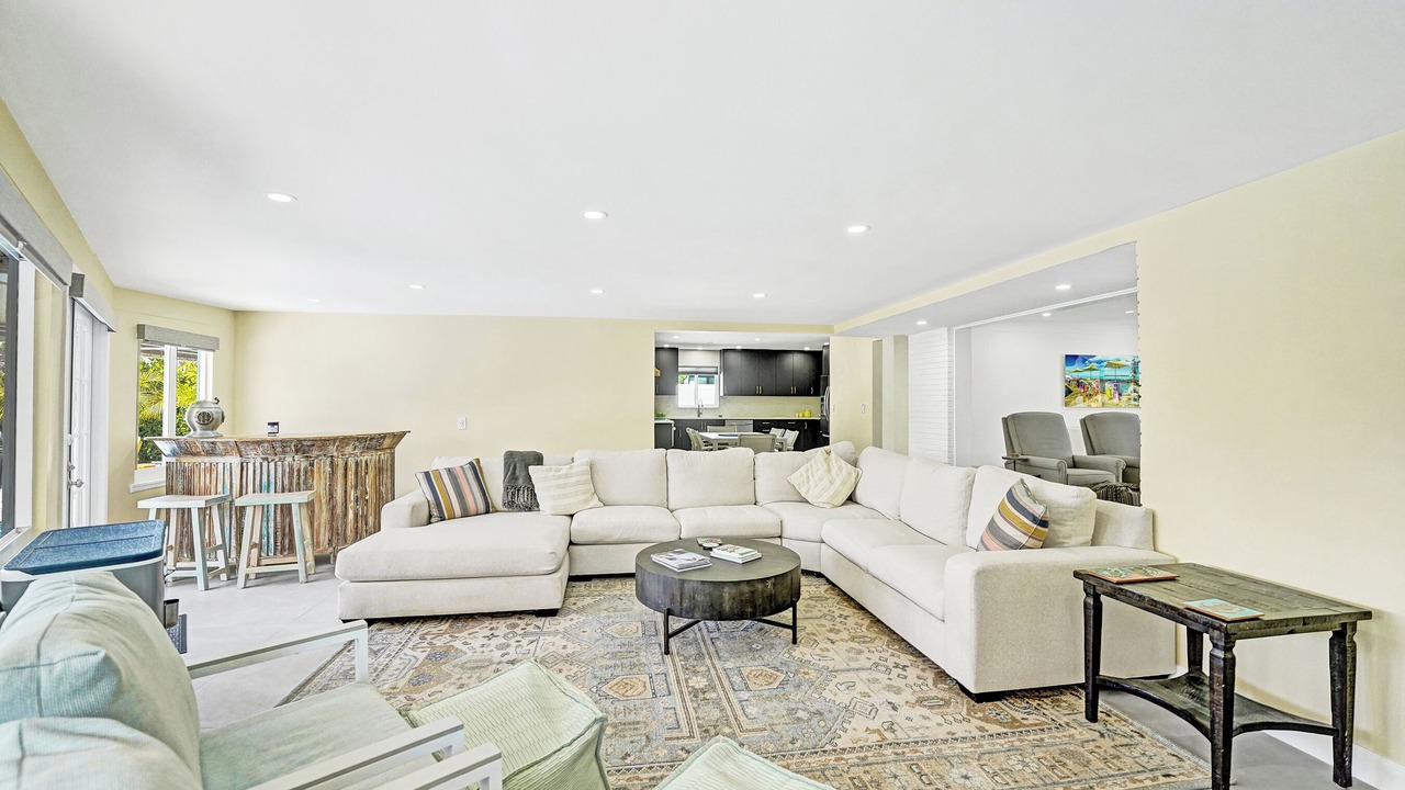 Photo of Livingroom in Garden Isles