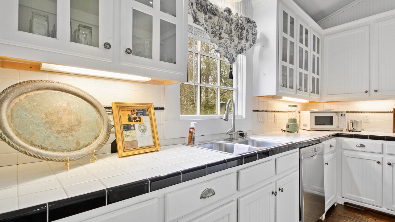 Photo of Kitchen in Downtown Historic