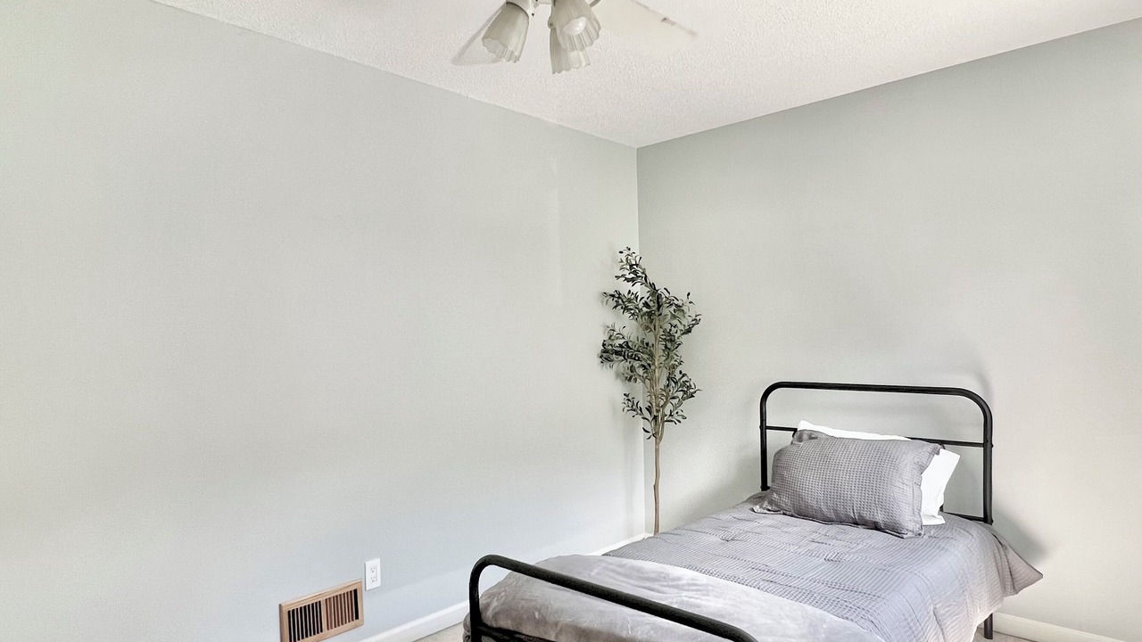 Photo of Bedroom in Vernon