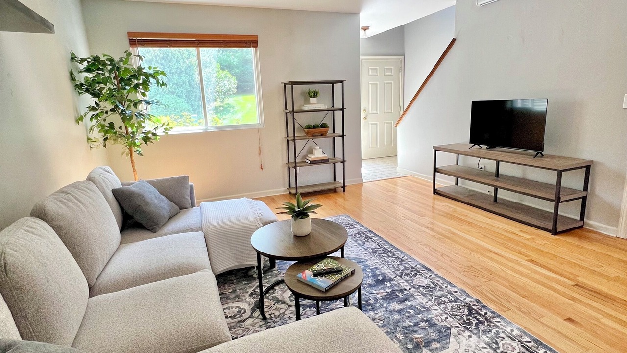 Photo of Livingroom in Vernon