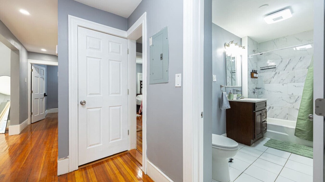 Photo of Bathroom in Washington Park