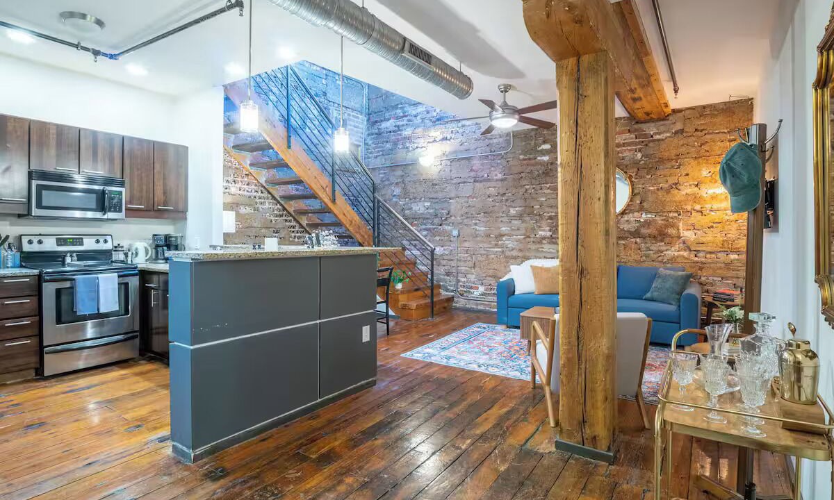 Photo of Livingroom in Downtown Richmond