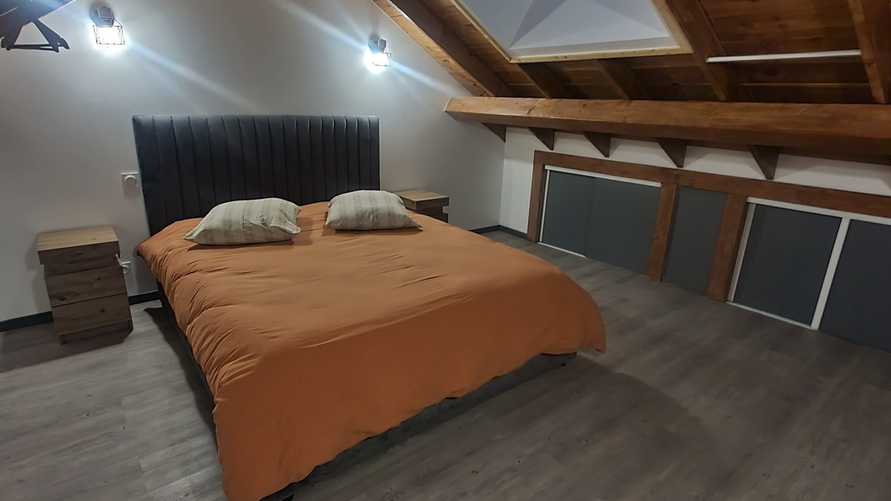 Photo of Bedroom in Gilly-sur-Isere