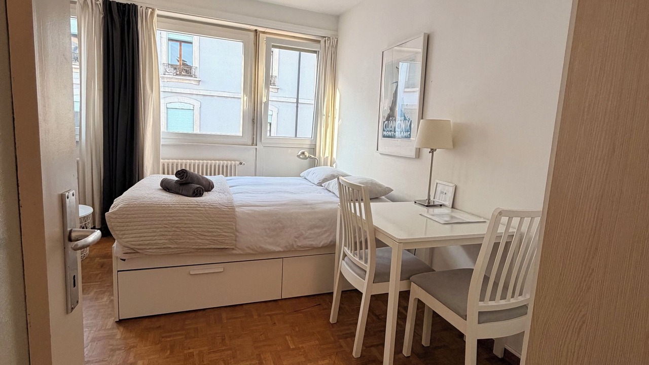 Photo of Bedroom in Paquis-Temple