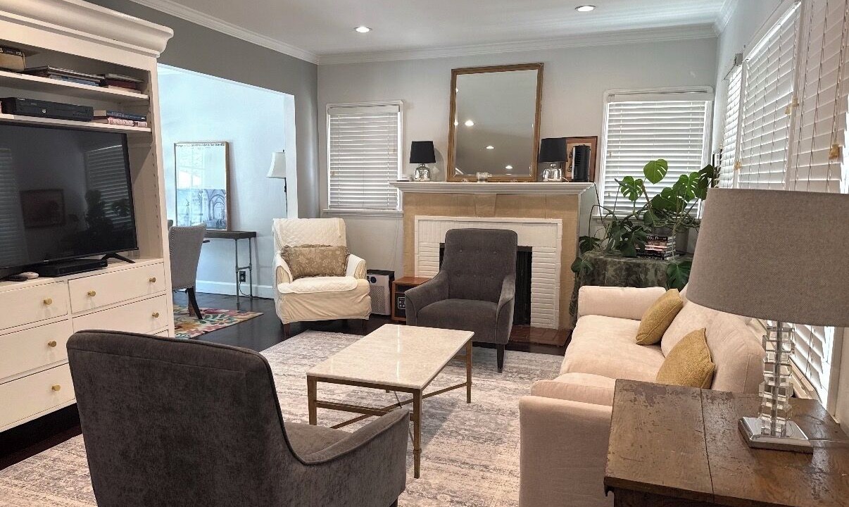 Photo of Livingroom in Del Rey