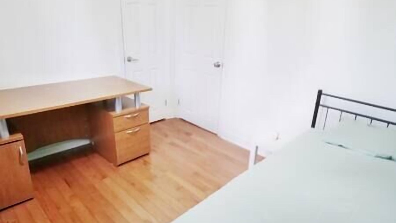 Photo of Bedroom in Newtonbrook