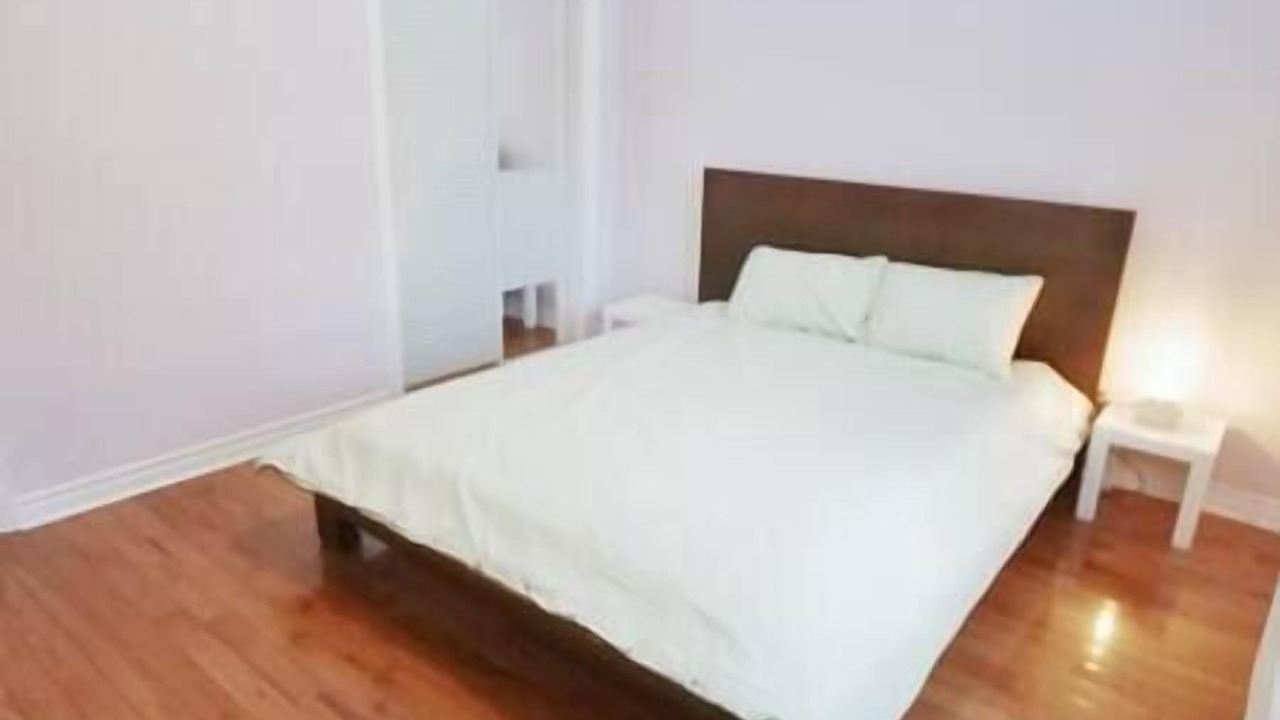 Photo of Bedroom in Newtonbrook