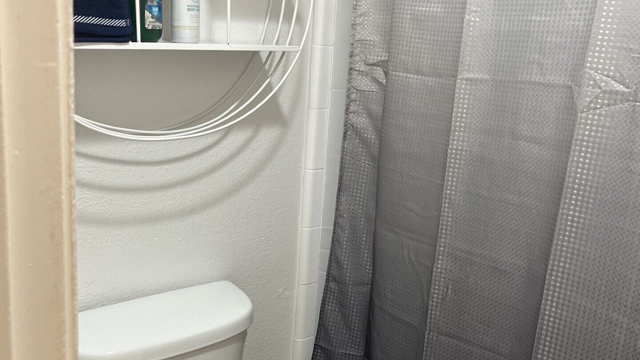 Photo of Bathroom in Ederville