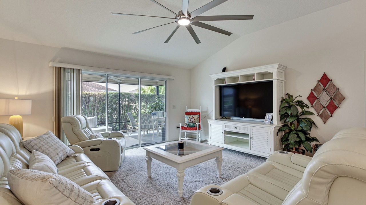 Photo of Bedroom in Collier