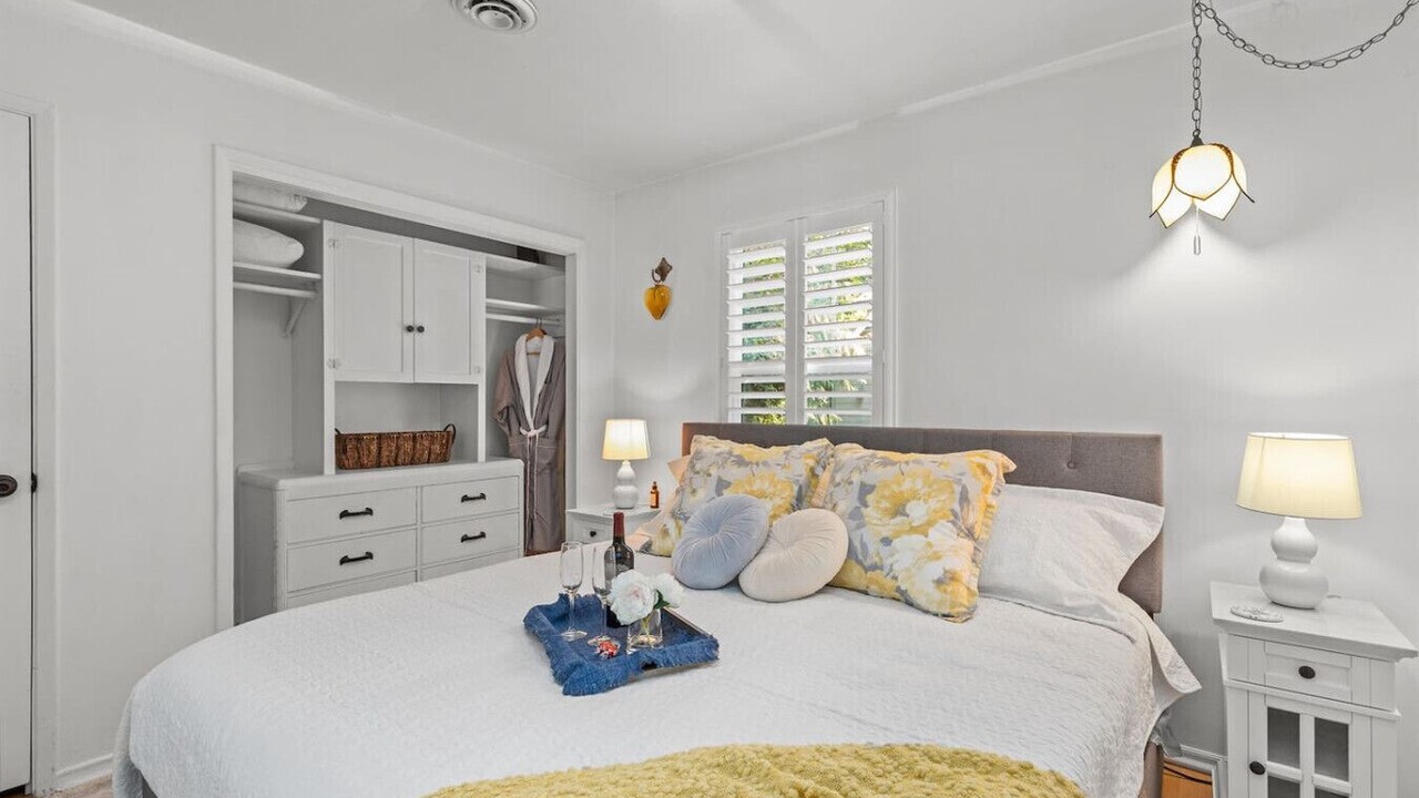 Photo of Bedroom in West Hills