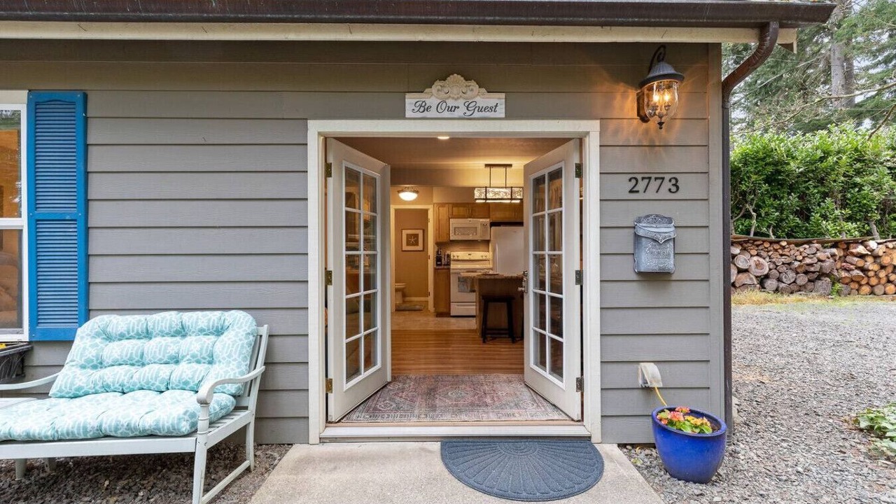 Photo of Patio Balcony in West Hills