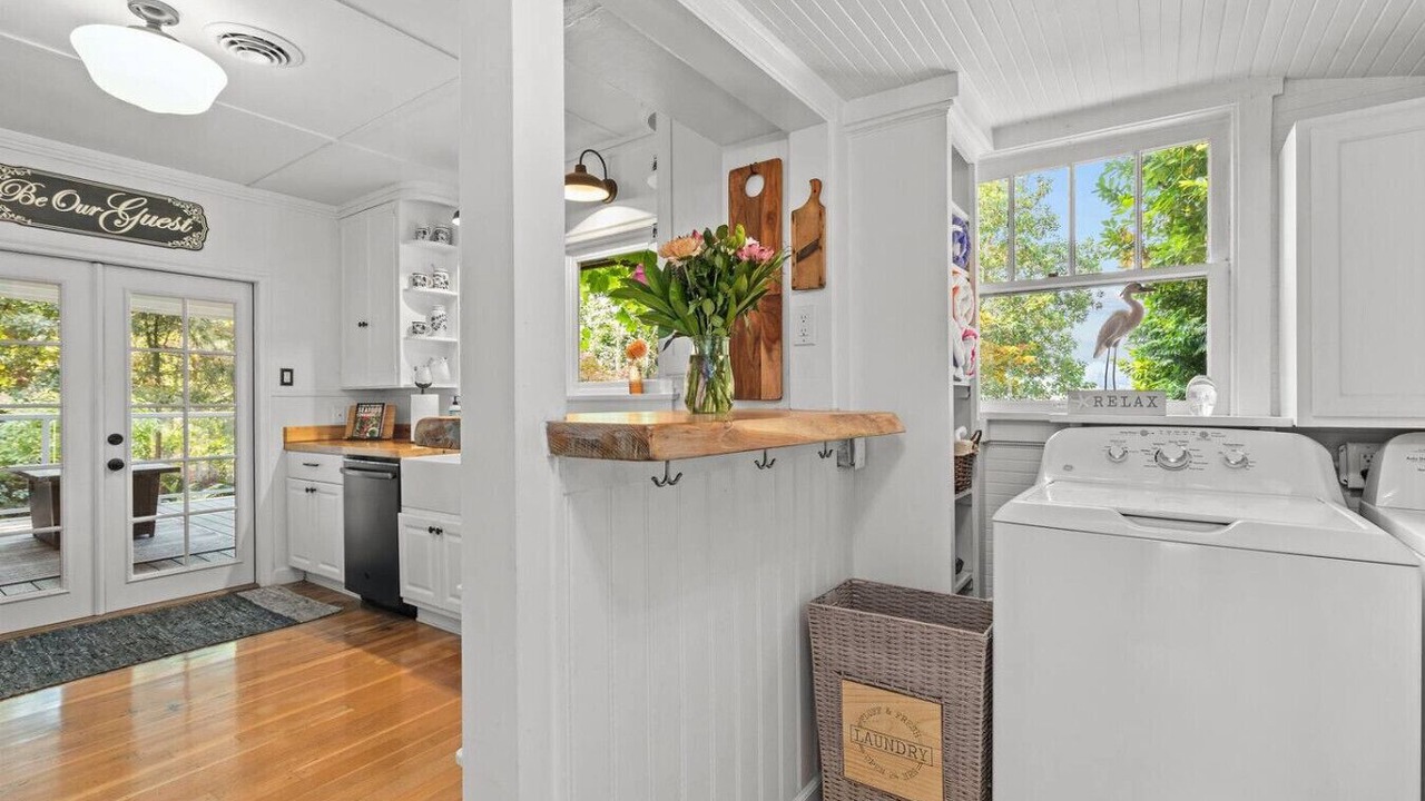 Photo of Others in West Hills