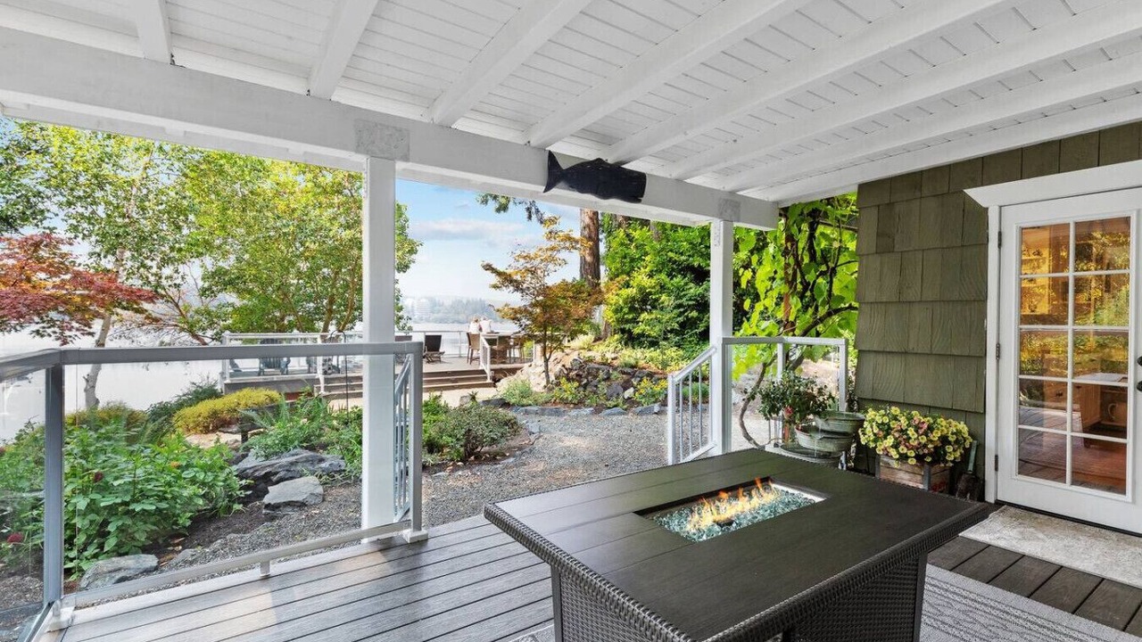 Photo of Patio Balcony in West Hills