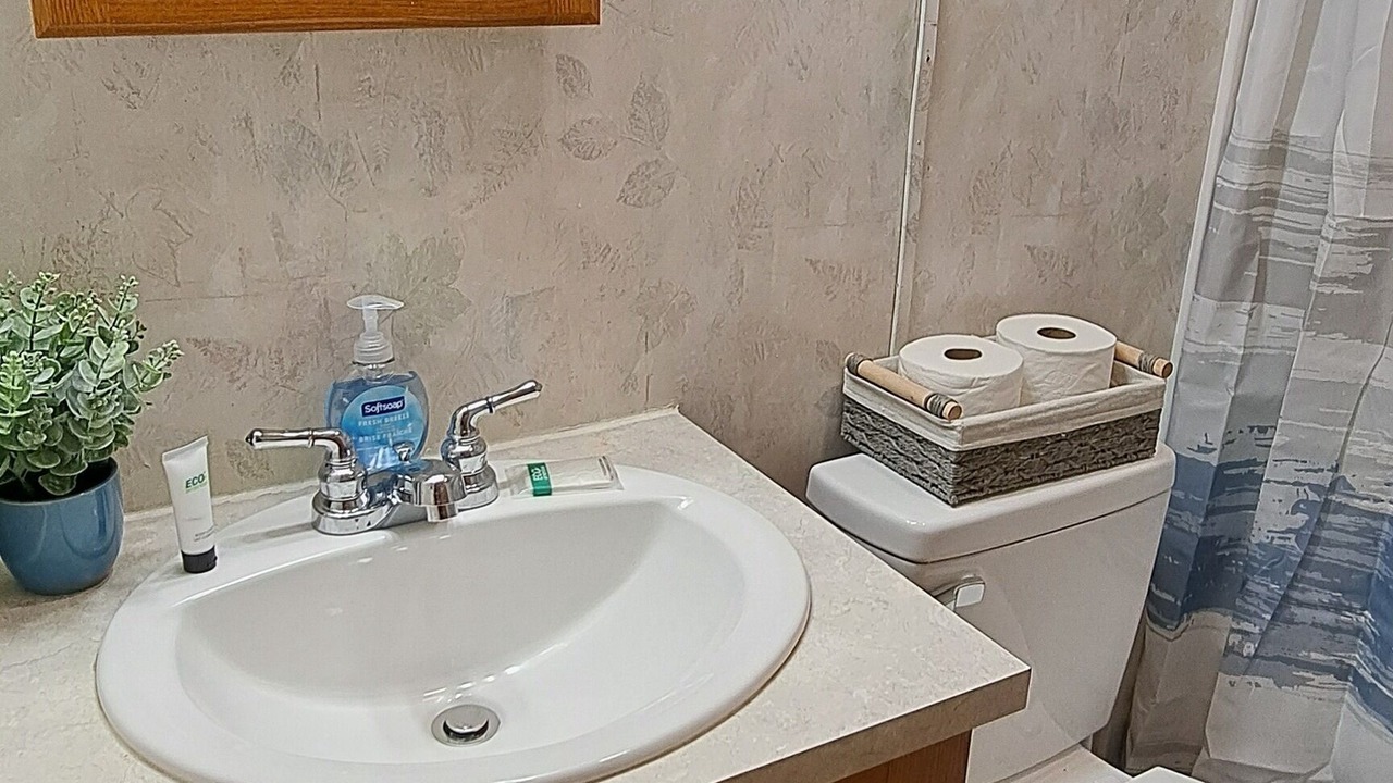 Photo of Bathroom in Murphysboro