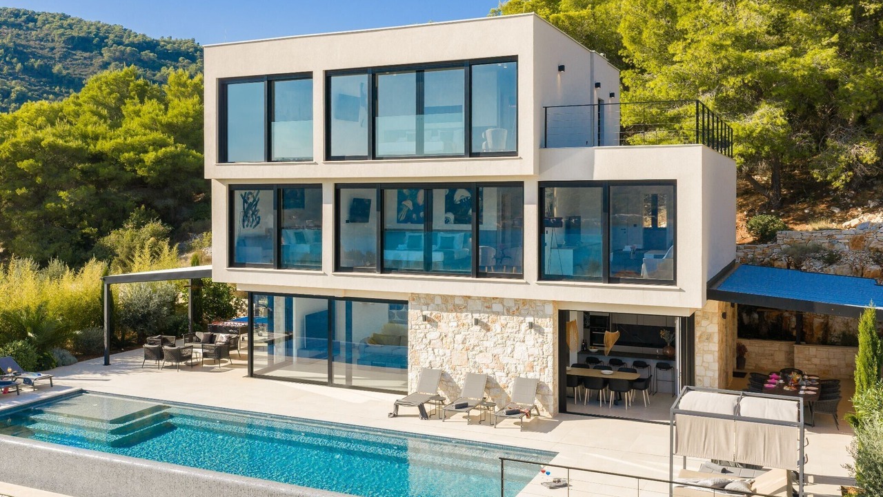 Photo of Outdoor in Cove Rogacic