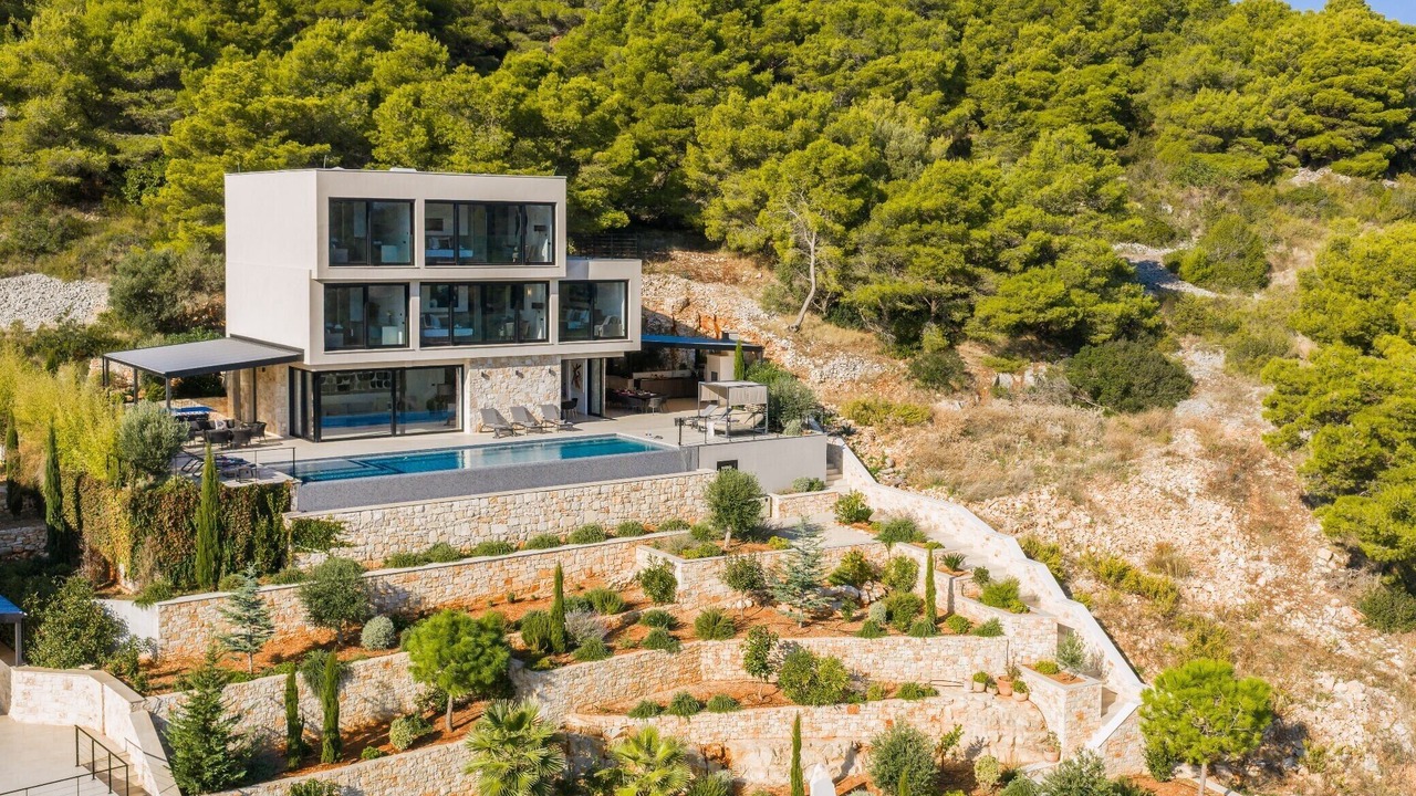 Photo of Outdoor in Cove Rogacic