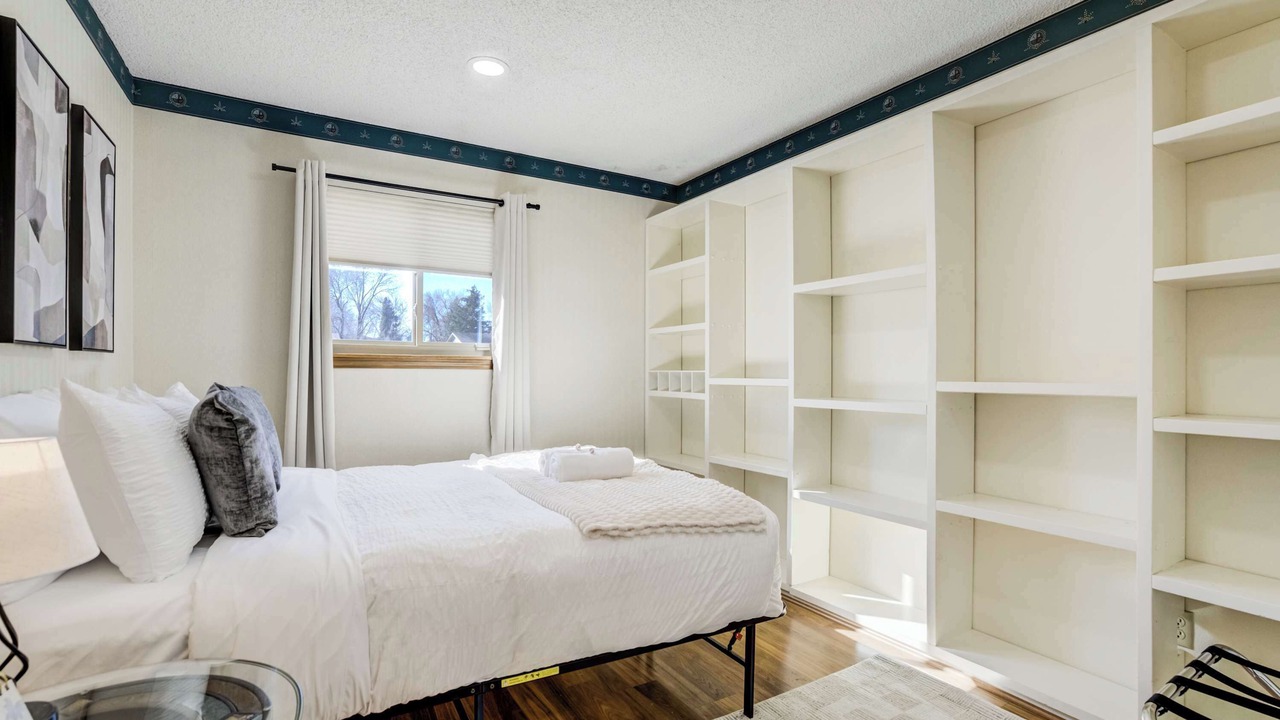 Photo of Bedroom in Cheyenne Meadows