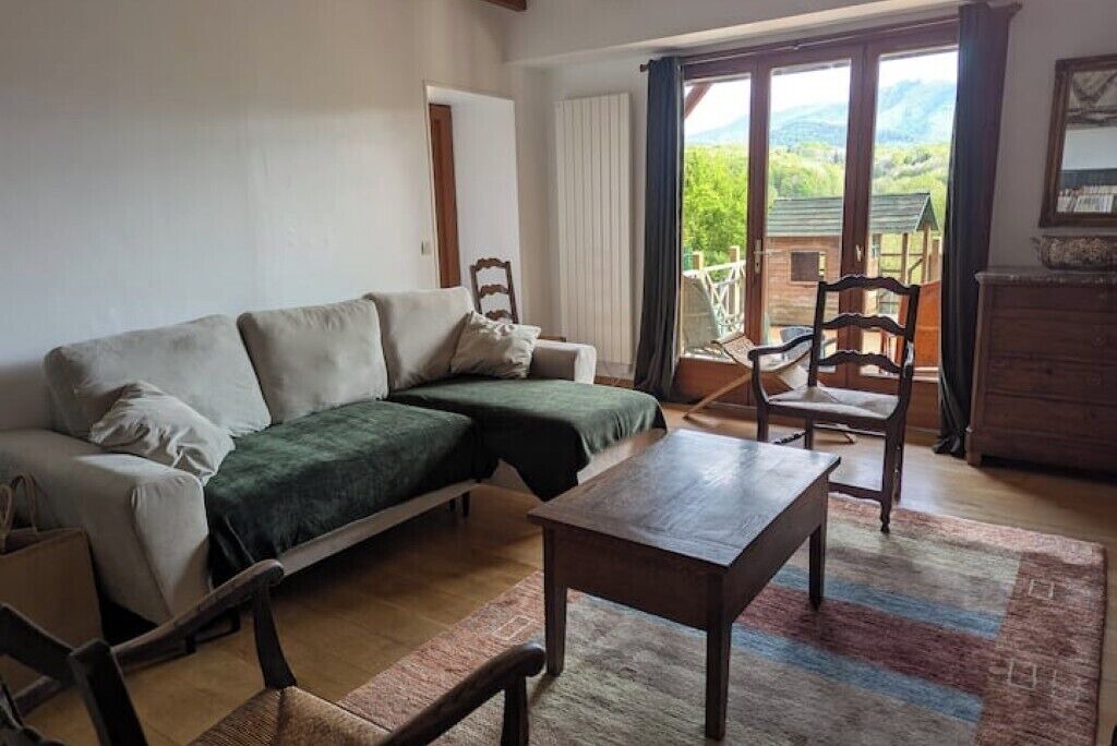 Photo of Livingroom in Couret