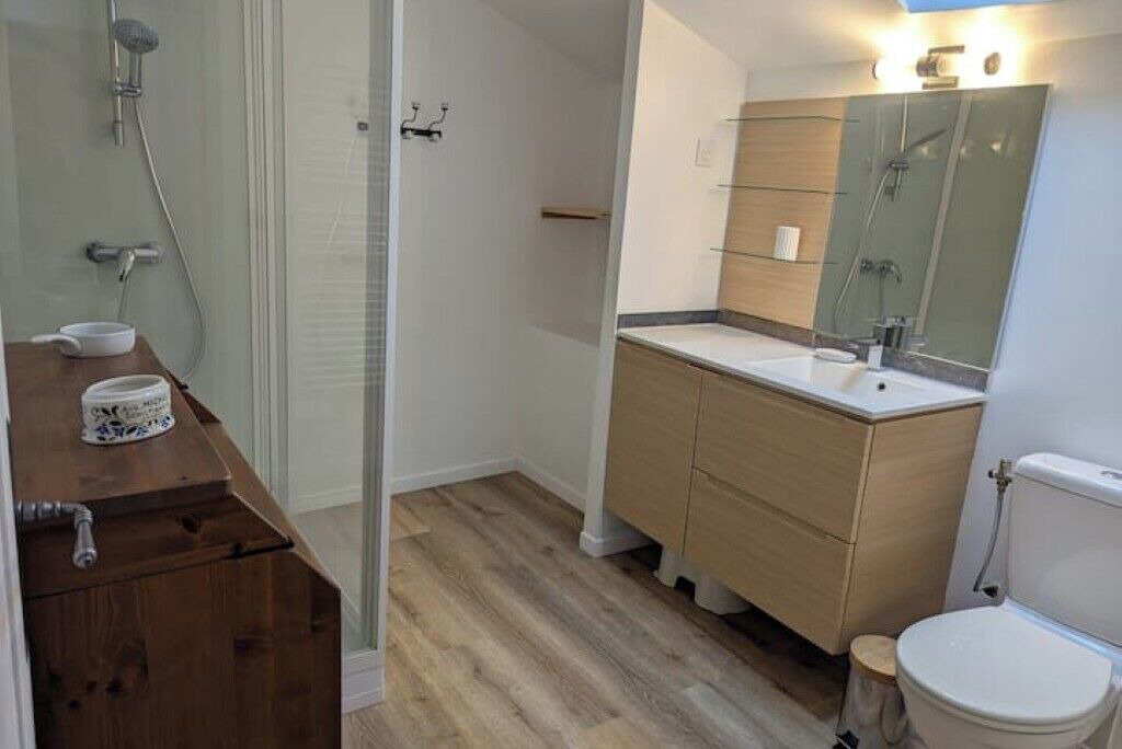 Photo of Bathroom in Couret