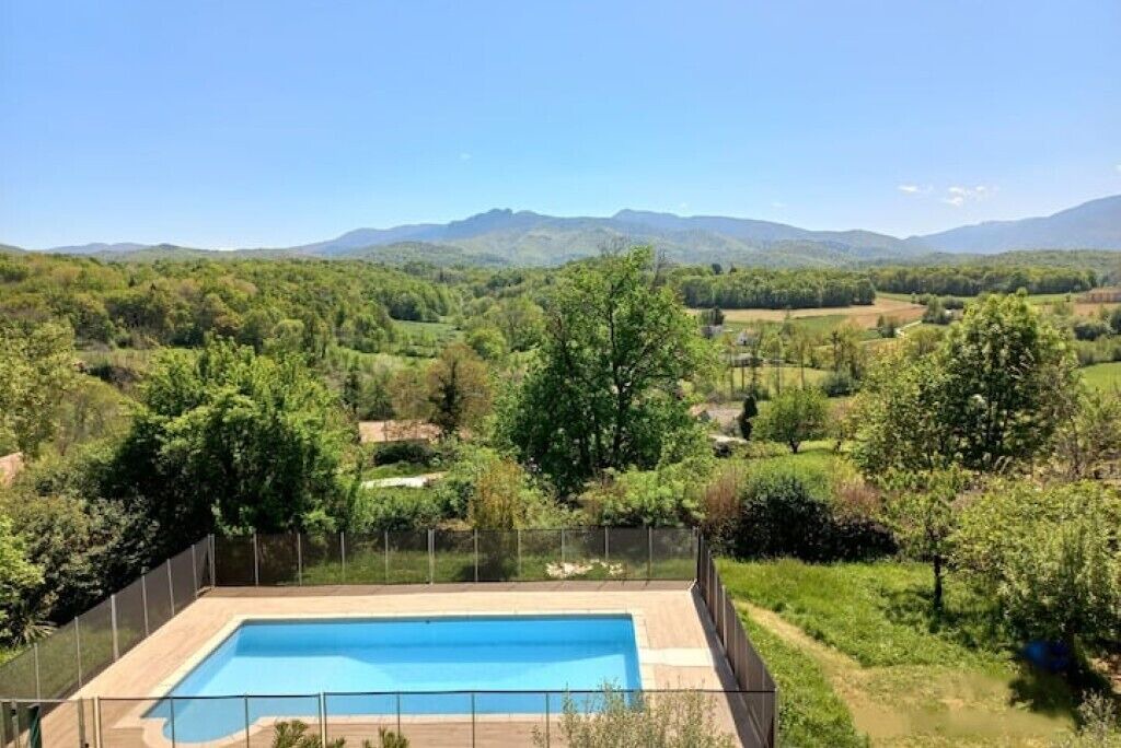 Photo of Outdoor in Couret