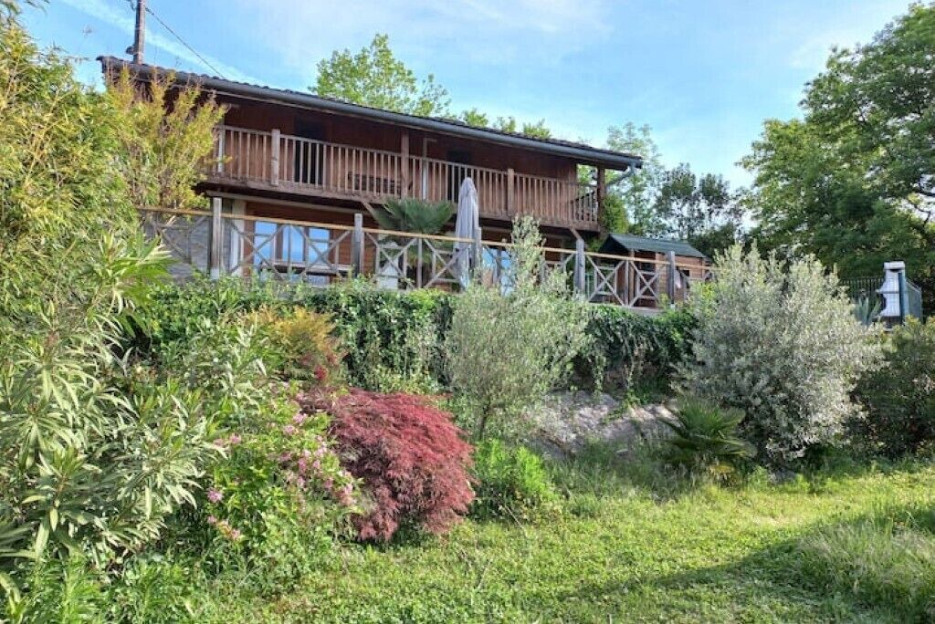 Photo of Outdoor in Couret