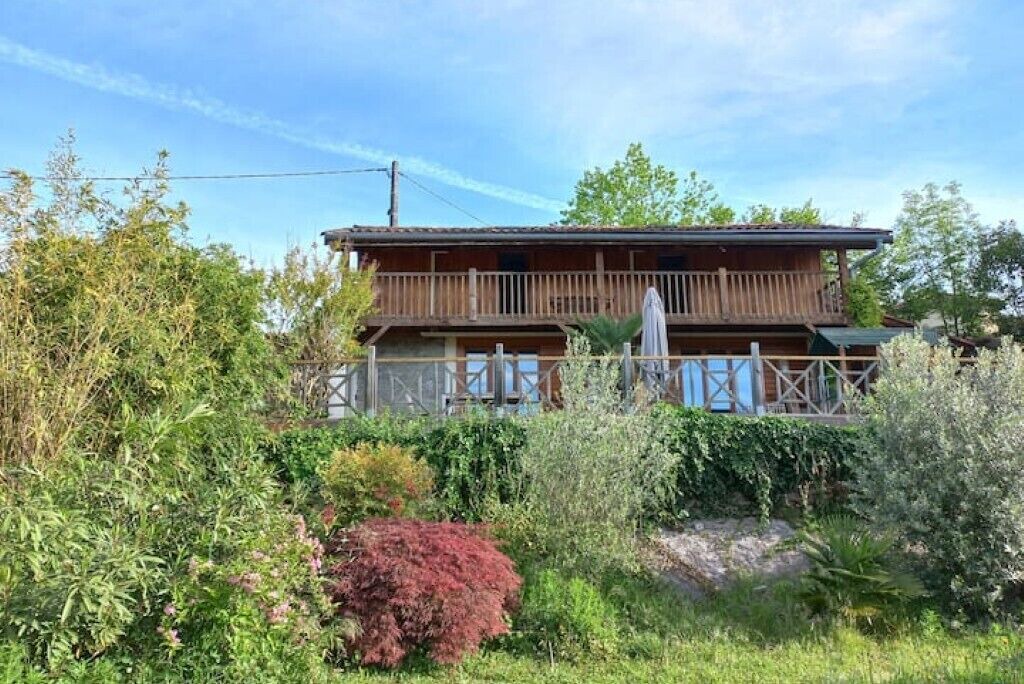 Photo of Outdoor in Couret