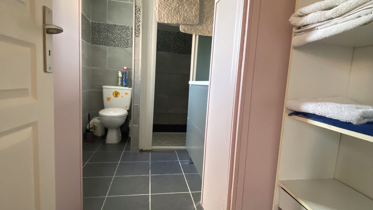 Photo of Bathroom in Castelsarrasin