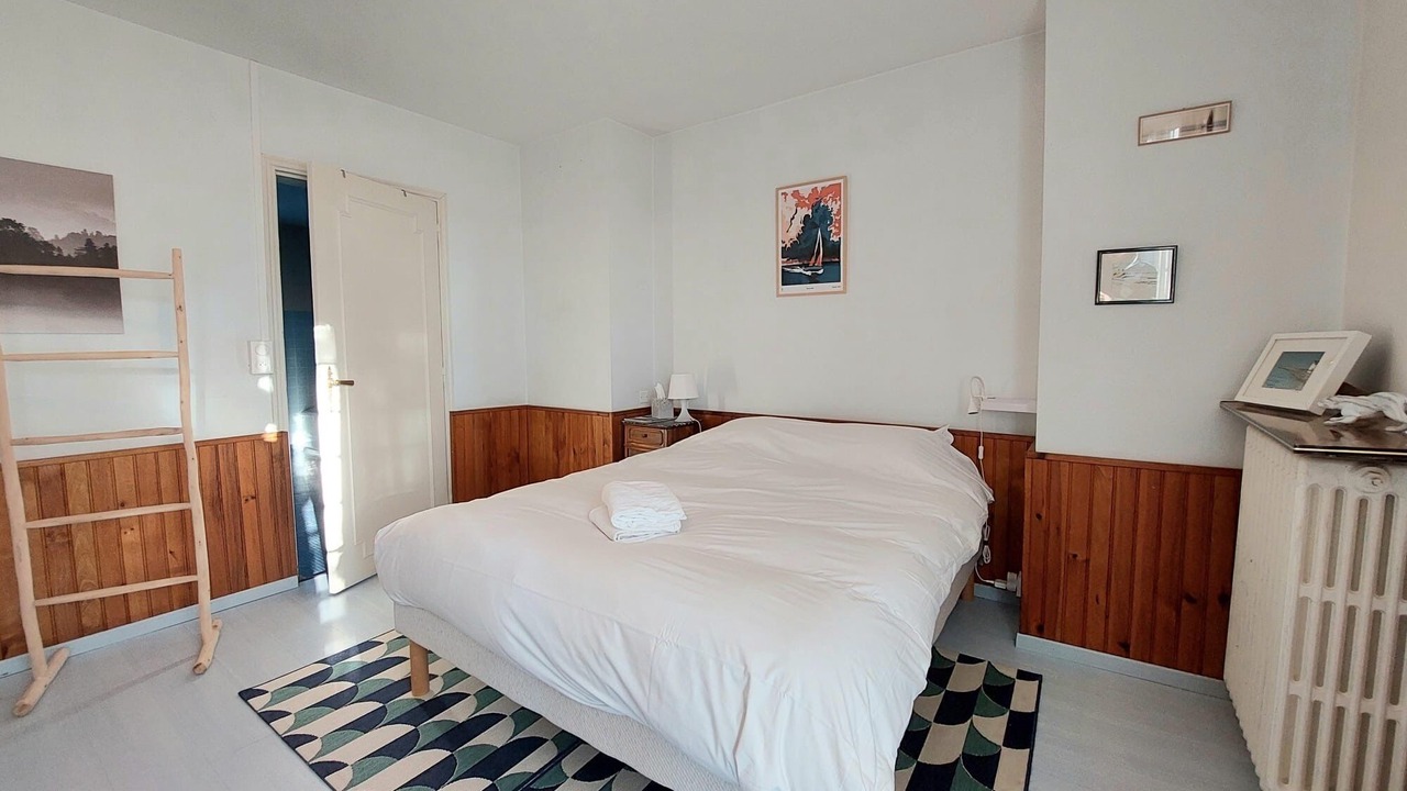 Photo of Bedroom in Montreuil-Bellay